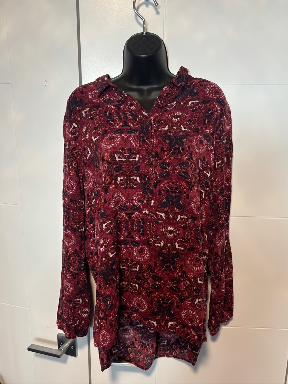 Reitmans Burgundy Paisley Print Button-Up Tunic